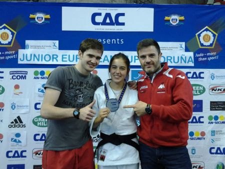 Olga, junto con Pablo Guerrero y su entrenador Mario Sierra