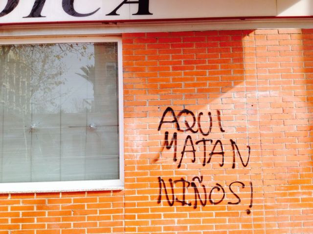 El Grupo Socialista condena el ataque sufrido por una clínica abortista situada en el barrio de La Flota
