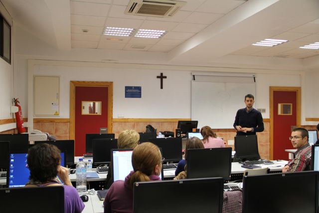 La UCAM ha acogido durante esta semana un curso de formación para profesores basado en el uso de nuevas herramientas