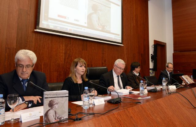 La Universidad de Murcia publica un libro de trabajos sobre la obra del filósofo Rousseau
