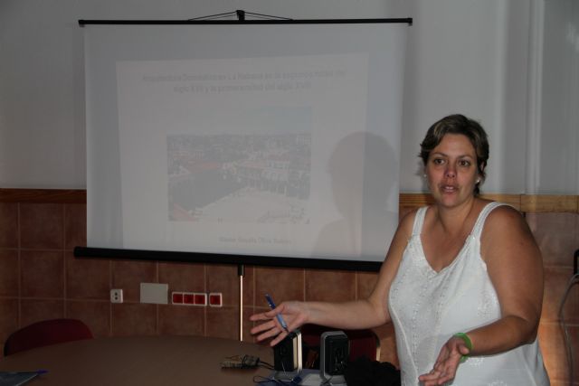 La historiadora Rosalía Oliva desvela la 'riqueza arquitectónica de La Habana' en una conferencia en la UCAM