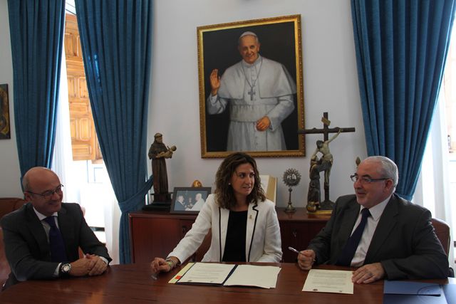 La UCAM y el ayuntamiento de Archena firman un convenio para mejorar el desarrollo económico y social del municipio