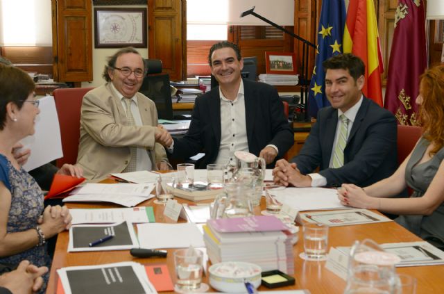 La Universidad de Murcia y el Ayuntamiento de Alfas del Pi trabajarán juntos en materia de TIC