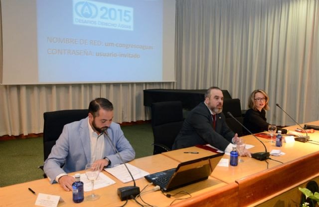 Expertos debaten en la Universidad de Murcia sobre los desafíos del derecho de aguas