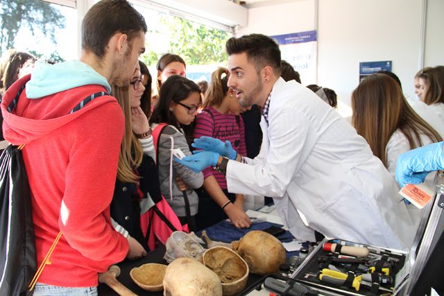 La UCAM participa en la Semana de la Ciencia con más de una veintena de actividades