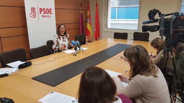El PSOE insiste en la moción de censura y presenta al resto de grupos de la oposición las líneas de trabajo para los próximos 15 meses