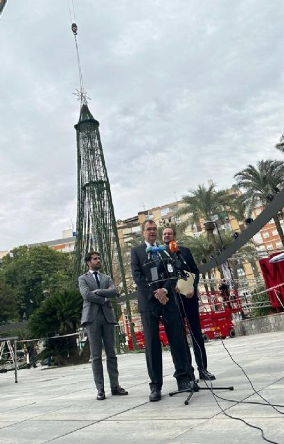 Carlos Alcaraz encenderá el Gran Árbol de Navidad, cuyo halo de luz podrá alcanzar los 1.000 metros de altura