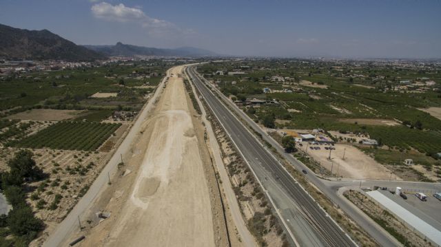 Huerta Viva advierte que la construcción de nuevas autovías es incompatible con la conservación de la Huerta