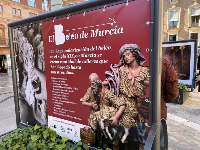 Homenaje a la tradición artesana del belén en Murcia
