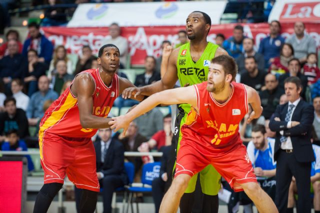 El UCAM Murcia se afianza en los puestos playoff tras derrotar a RETAbet.es Gipuzkoa Basket por 78-64
