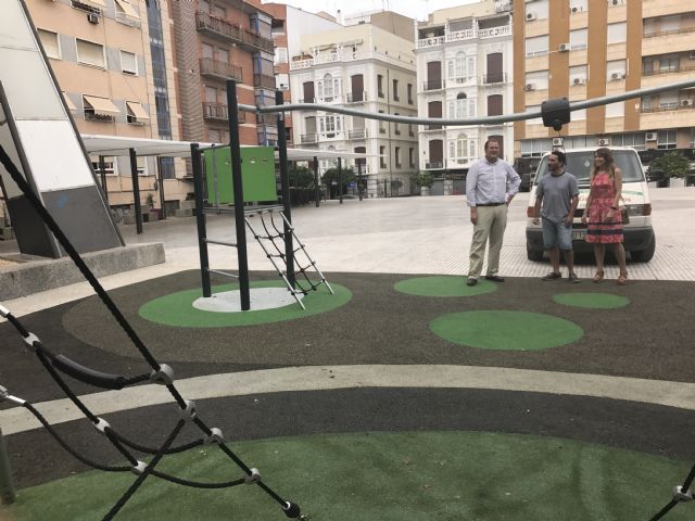 El Ayuntamiento reordena la Plaza de Europa y reduce la ocupación de terrazas en un 20%