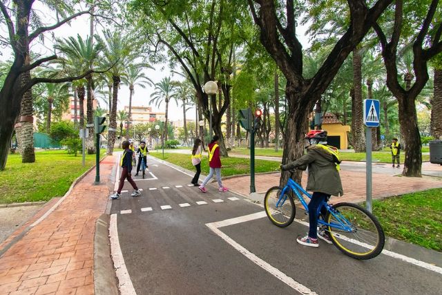 Murcia impulsa el programa ´Sábados sobre ruedas´ para escolares en el Parque Infantil de Tráfico
