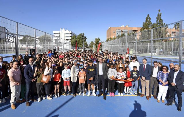 El Palmar abre a sus vecinos las nuevas pistas deportivas de más de 2.000 m2
