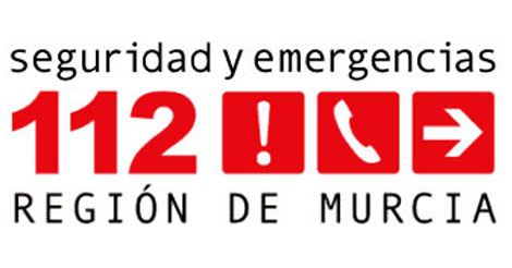 Servicios de emergencia atienden y trasladan a hospital a un herido en accidente de tráfico en el polígono industrial Cabezo Cortao en Murcia
