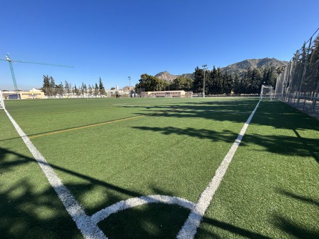 La Concejalía de Deportes destina más de 360.000 euros a renovar el campo de fútbol de Beniaján