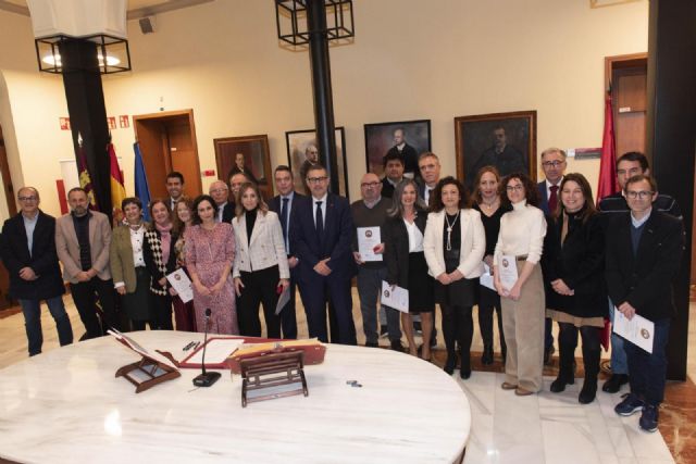 Toma de posesión de personal de personal de administración y servicios de la Universidad de Murcia