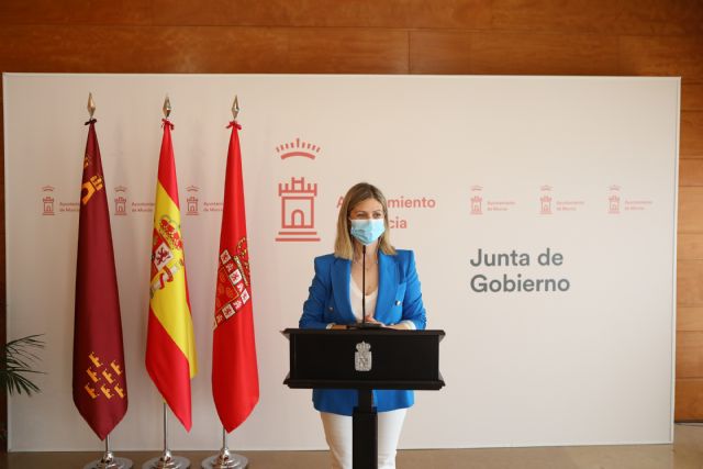 Un convenio con Murcia Acoge permitirá la atención y el cuidado de inmigrantes durante su convalecencia
