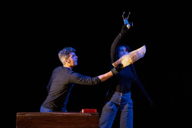 Las compañías murcianas Teatro Tortuga, La Tendía y La Púa Escénica muestran esta semana sus nuevos trabajos en el Teatro Circo Murcia