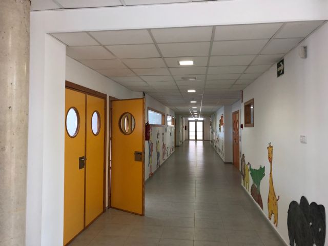 PSOE y Cambiemos Murcia visitan la escuela infantil El Lugarico, tras lograr su traslado al centro de conciliación en mejores condiciones