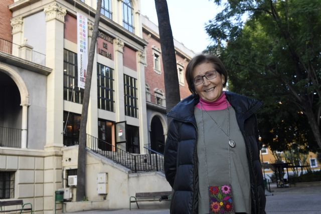 La profesora Francisca Moya del Baño, gana el premio José Loustau del Consejo Social de la UMU