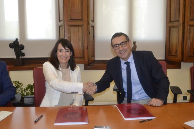 La UMU y la empresa Lorca Marín crearán el 'Premio Pascual Parrilla de Cirugía' a través de una nueva cátedra