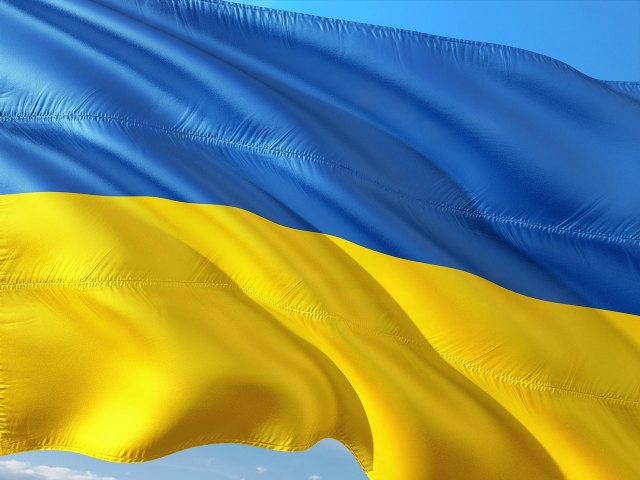 La bandera de Ucrania lucirá hoy en los principales edificios y espacios públicos de Murcia en el segundo aniversario de la invasión