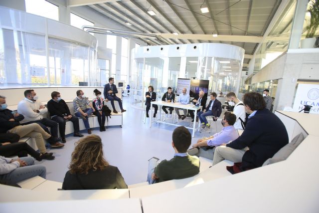 HiTech Investor Talks reúne en la UCAM a los principales inversores del ecosistema emprendedor nacional