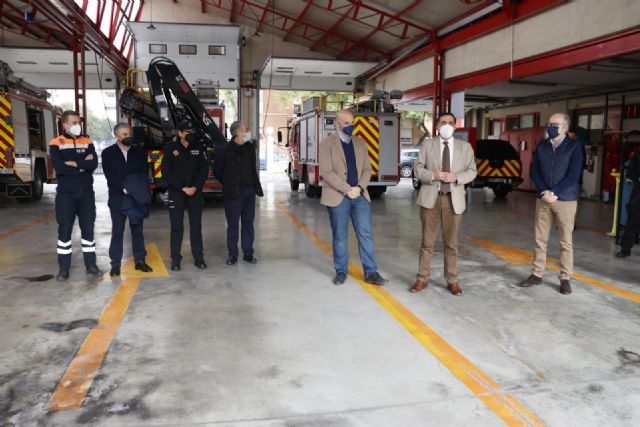 El Alcalde de Murcia agradece su trabajo a Policía Local, Bomberos y Protección Civil