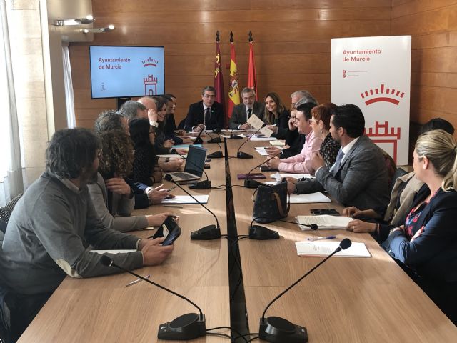 La Comisión de Pleno aprueba inicialmente los Estatutos del Consejo Municipal de Servicios Sociales del Ayuntamiento de Murcia