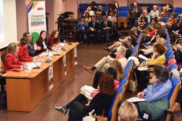 El congreso de Igualdad de Género de la Universidad de Murcia analiza la desigualdad en el ámbito laboral
