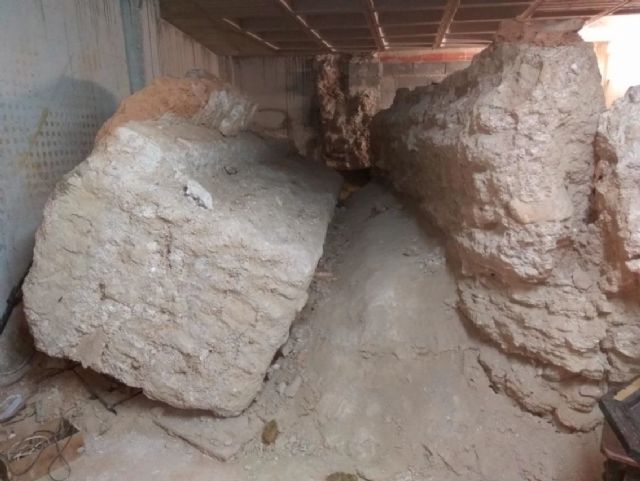 Los restos arqueológicos que se encuentran en un bajo comercial de la calle Sagasta serán recuperados