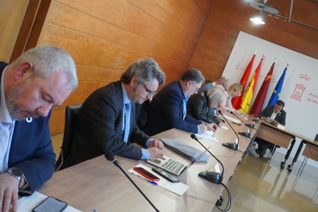 El Ayuntamiento de Murcia destina 304.000 euros para incentivar la realización de contratos laborales indefinidos de personas desempleadas