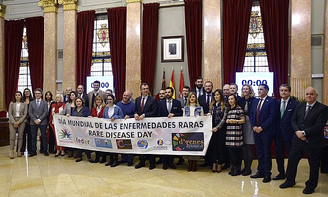 El Pleno de Murcia se une para dar visibilidad a las enfermedades raras