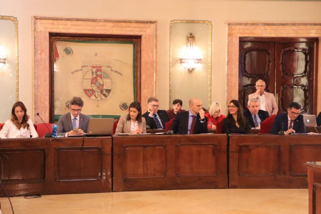 El PSOE logra el apoyo del Pleno para la mayoría de sus propuestas como la de facilitar el acceso y la información a la oposición