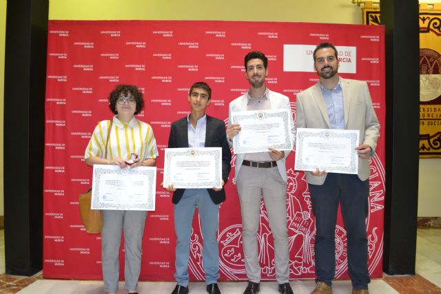 La Universidad de Murcia homenajea a los graduados que han obtenido un Premio Nacional Fin de Carrera