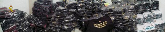 La Guardia Civil se incauta de 6.700 prendas textiles falsificadas