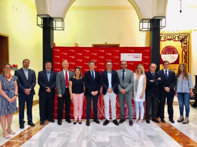 El rector de la Universidad de Murcia se reúne con el presidente de la Asociación Murciana de la Empresa Familiar