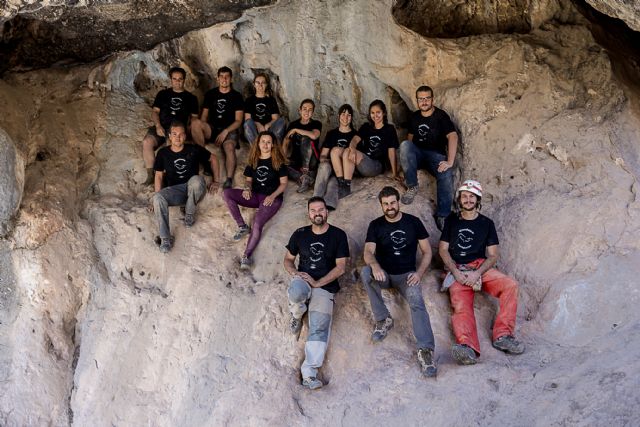 El Museo Arqueológico de Murcia acoge una conferencia de la UMU sobre los hallazgos arqueológicos en la Cueva del Arco y el Cañón de Almadenes