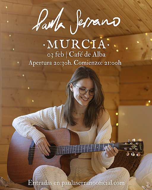 La exconcursante de La Voz Paula Serrano en concierto en Murcia