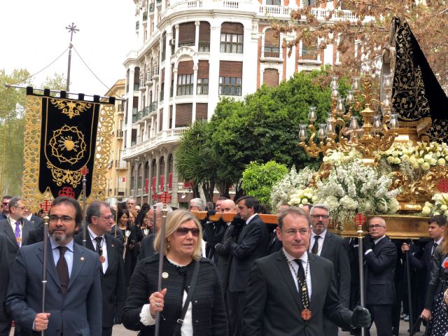 El consejero de presidencia y Fomento participa en el traslado de la imagen del Cristo de Santa Clara la Real, de Salzillo, en Murcia