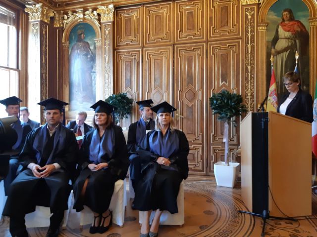 La UCAM gradúa en Viena a la VI promoción de alumnos de los másteres en MBA y Gestión y Resolución de Conflictos
