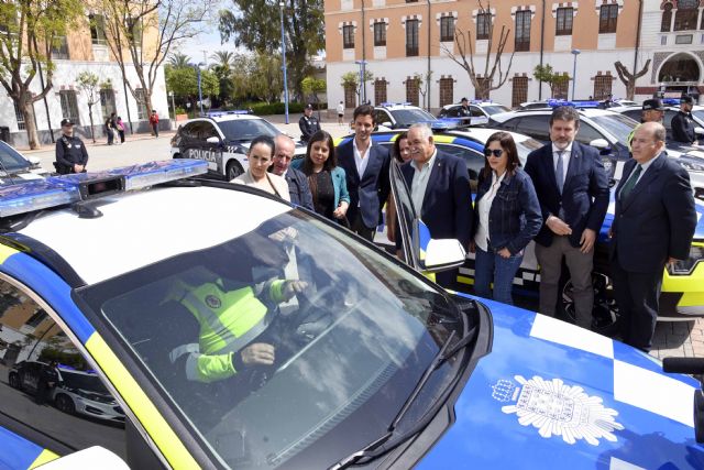El Ayuntamiento incorpora 25 nuevos vehículos a la flota de Policía Local para reforzar la seguridad en la ciudad y en las pedanías