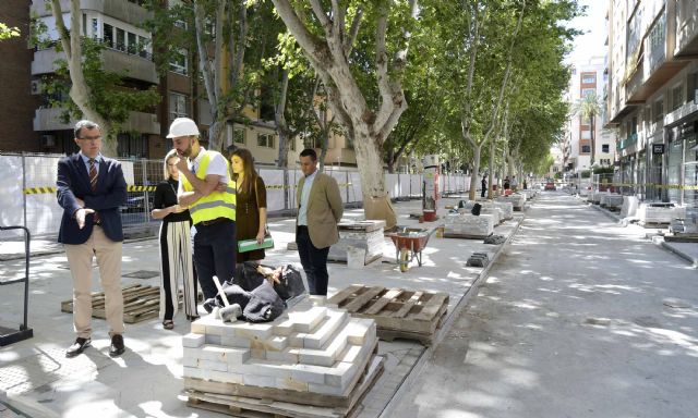 Las obras de peatonalización de Alfonso X hasta La Circular, a pleno rendimiento